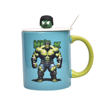 MUG POCILLO CERAMICA PERSONAJE CON TAPA Y CUCHARA 380ML DIM:9X8