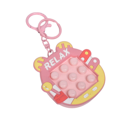 LLAVERO PLASTICO FORMA DE JUEGO AZUL ROSADO DIM:7X7X1