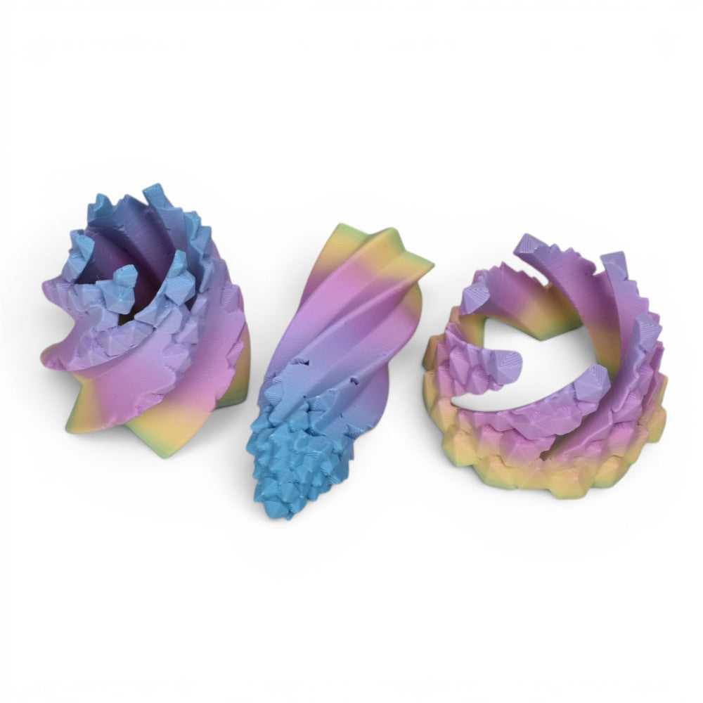 juguete didactico forma piramide plastico dim:8x6cm