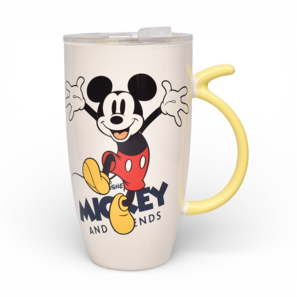 mug pocillo con tapa plastica personaje 580ml dim:8x8x15