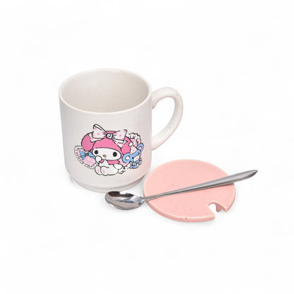 MUG POCILLO CERAMICA PERSONAJE CON TAPA Y CUCHARA 340ML DIM:8X9