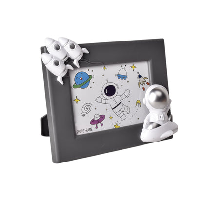 PORTARETRATO FORMA ASTRONAUTA PLASTICO DIM:25x19x4