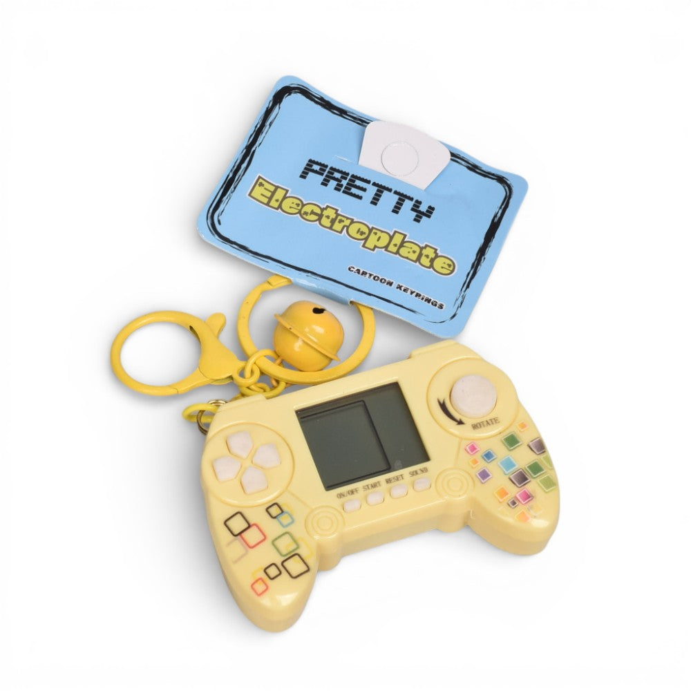 llavero plastico forma de juego dim: 7x4
