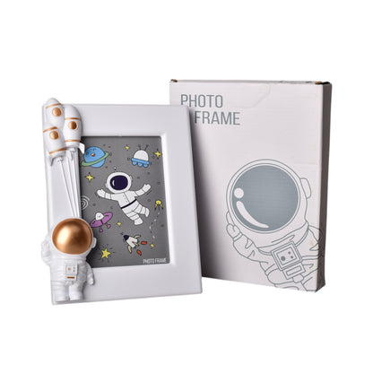 PORTARETRATO FORMA ASTRONAUTA PLASTICO DIM:24x19x4