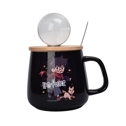 MUG POCILLO DE CERAMICA PERSONAJE CON TAPA DE MADERA Y ESFERA 400ML