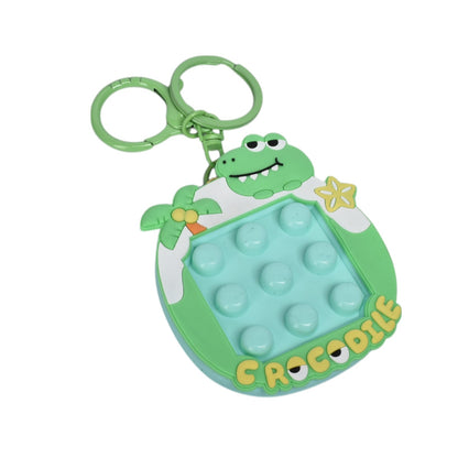 LLAVERO PLASTICO FORMA DE JUEGO AZUL VERDE DIM:7X6X1